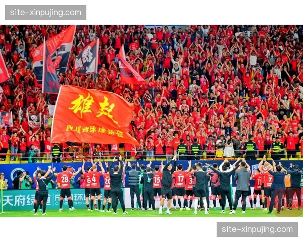 成都蓉城进攻端多点开花 三场轰入11球领跑积分榜