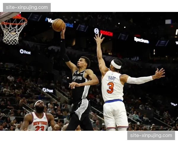 马刺对阵尼克斯近10次交锋马刺5胜5负 双方进攻节奏快得分效率高 马刺对阵尼克斯近10次交锋马刺5胜5负 双方进攻节奏快得分效率高